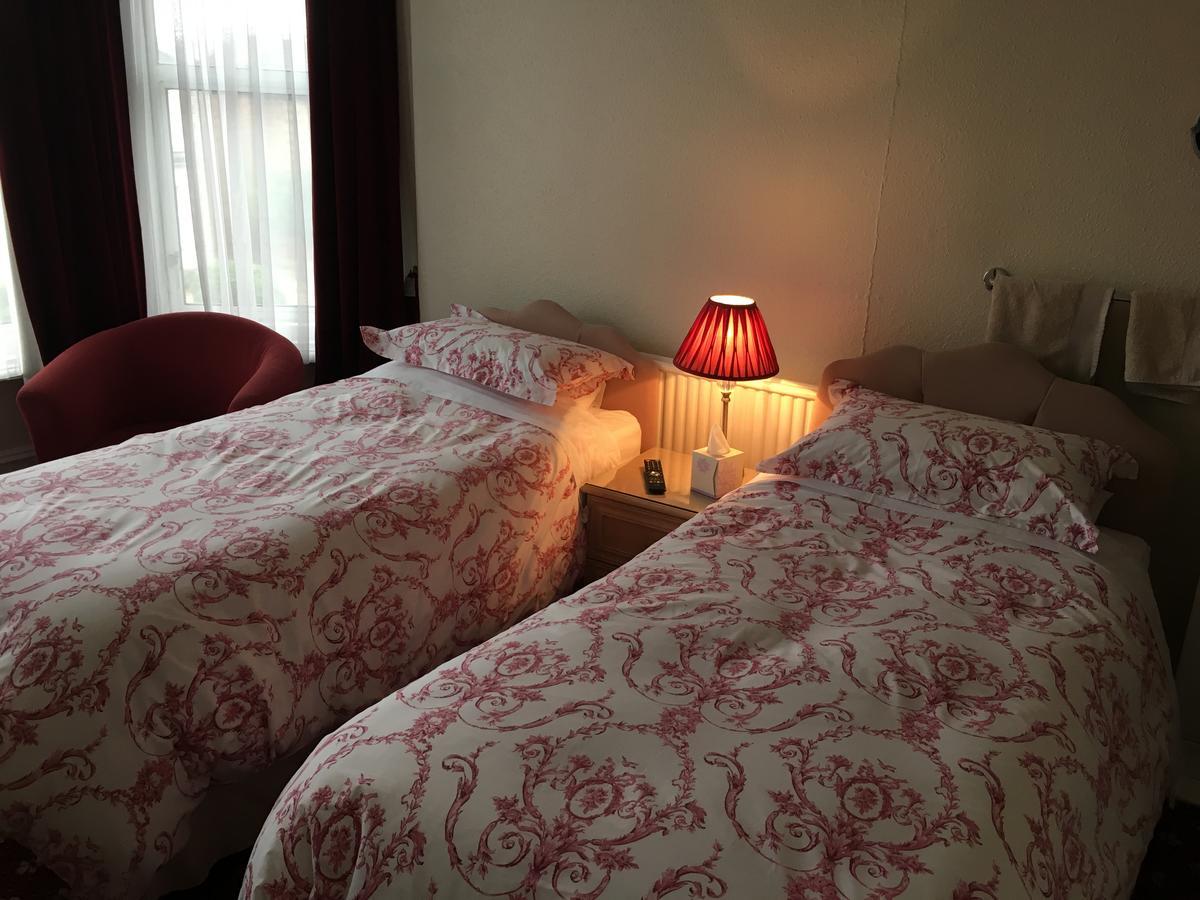 Bed and Breakfast Ellenborough House à Southampton Extérieur photo